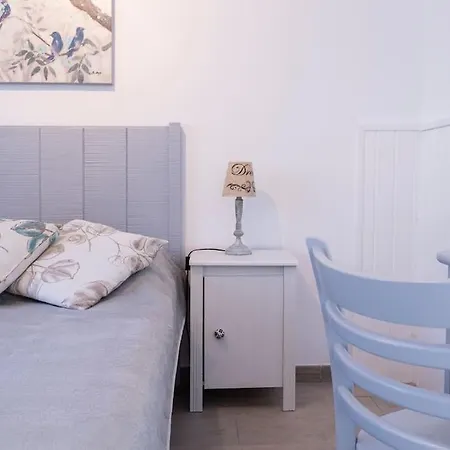 Fronte Piscina Wi-fi E Relax Apartman